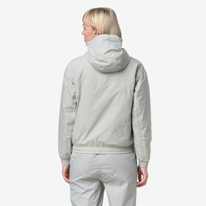 Chaqueta corta impermeable beige para mujer con aislamiento PrimaLoft 6