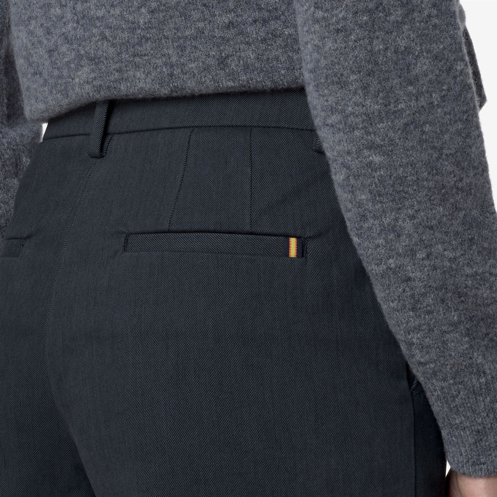 Pantaloni chino blu da donna con gamba larga e cotone elasticizzato 02