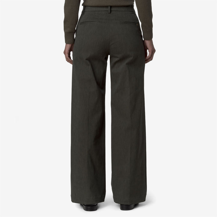 Pantaloni chino a gamba larga da donna verdi con effetto denim 5