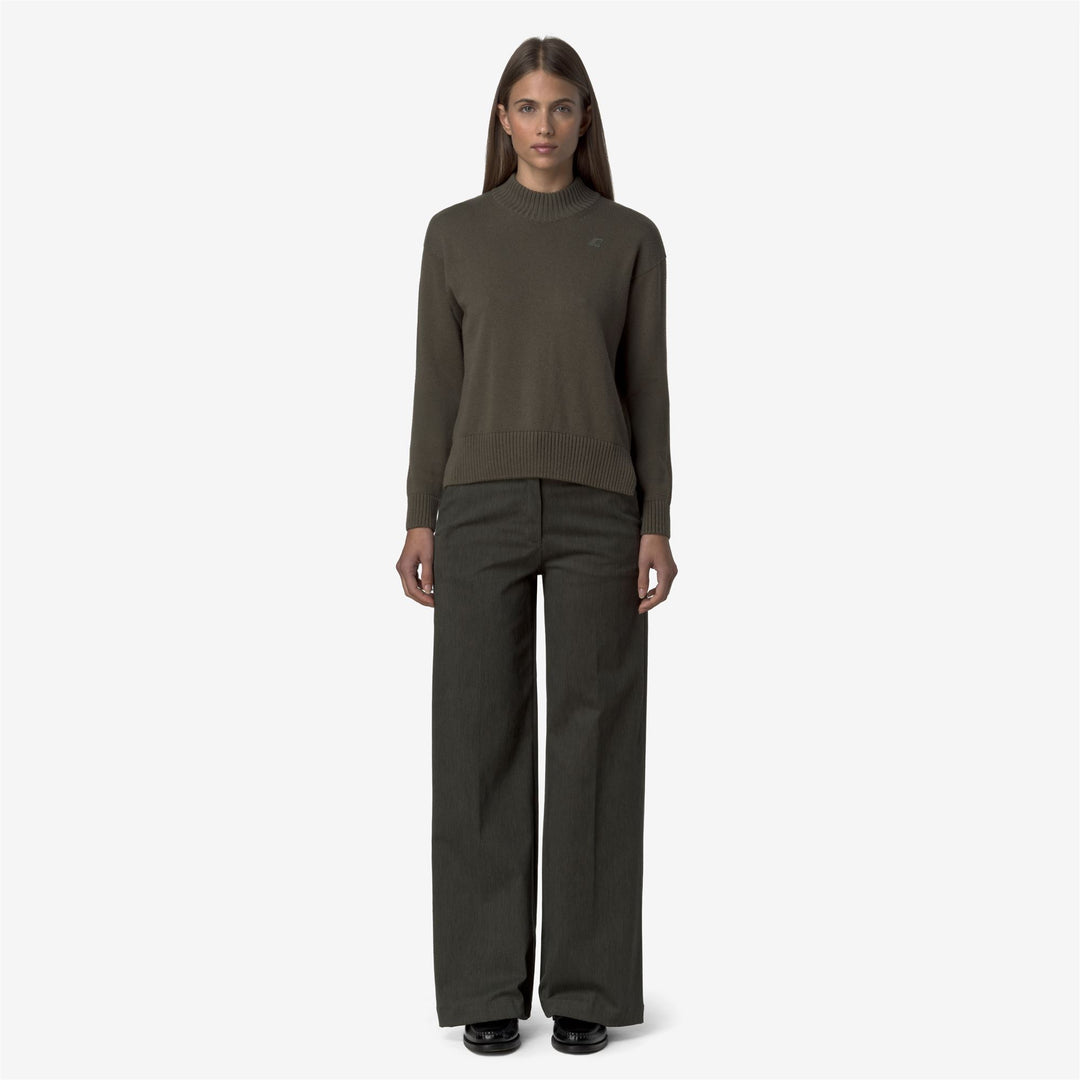 Green women's Wide-Leg Chino Pants with Denim Look 01