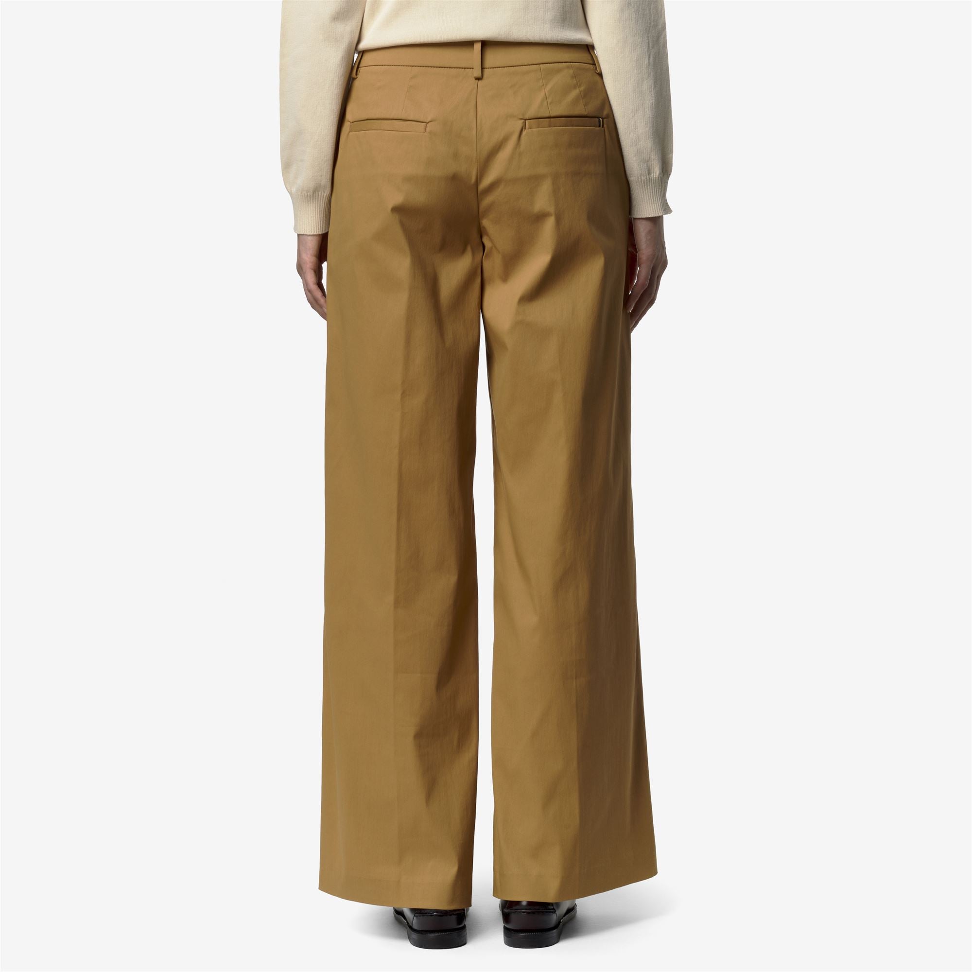 Pants_Woman_TYA TWILL TECH_Chino_Brown Bistre - Commercial 6