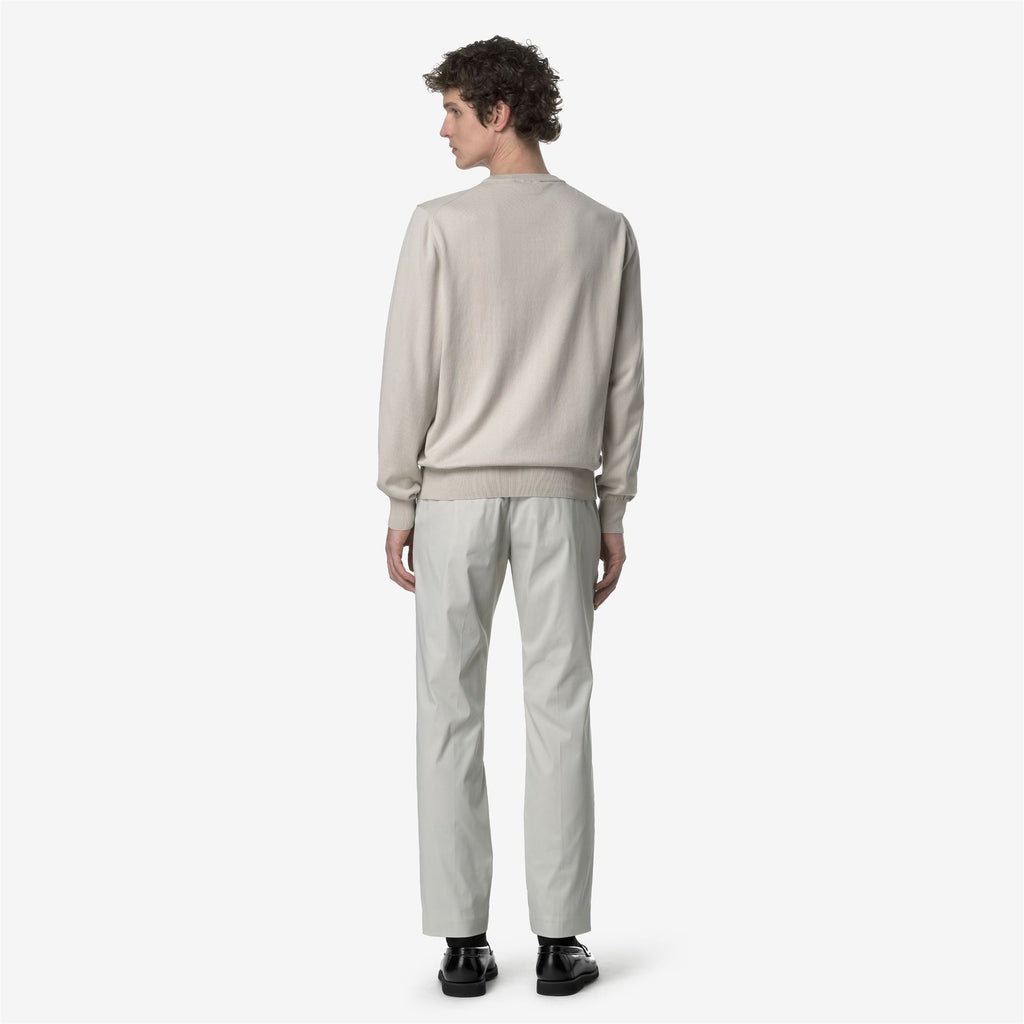 Pants_MAN_AILTON TWILL TECH_Chino_BEIGE LT - Commercial 6