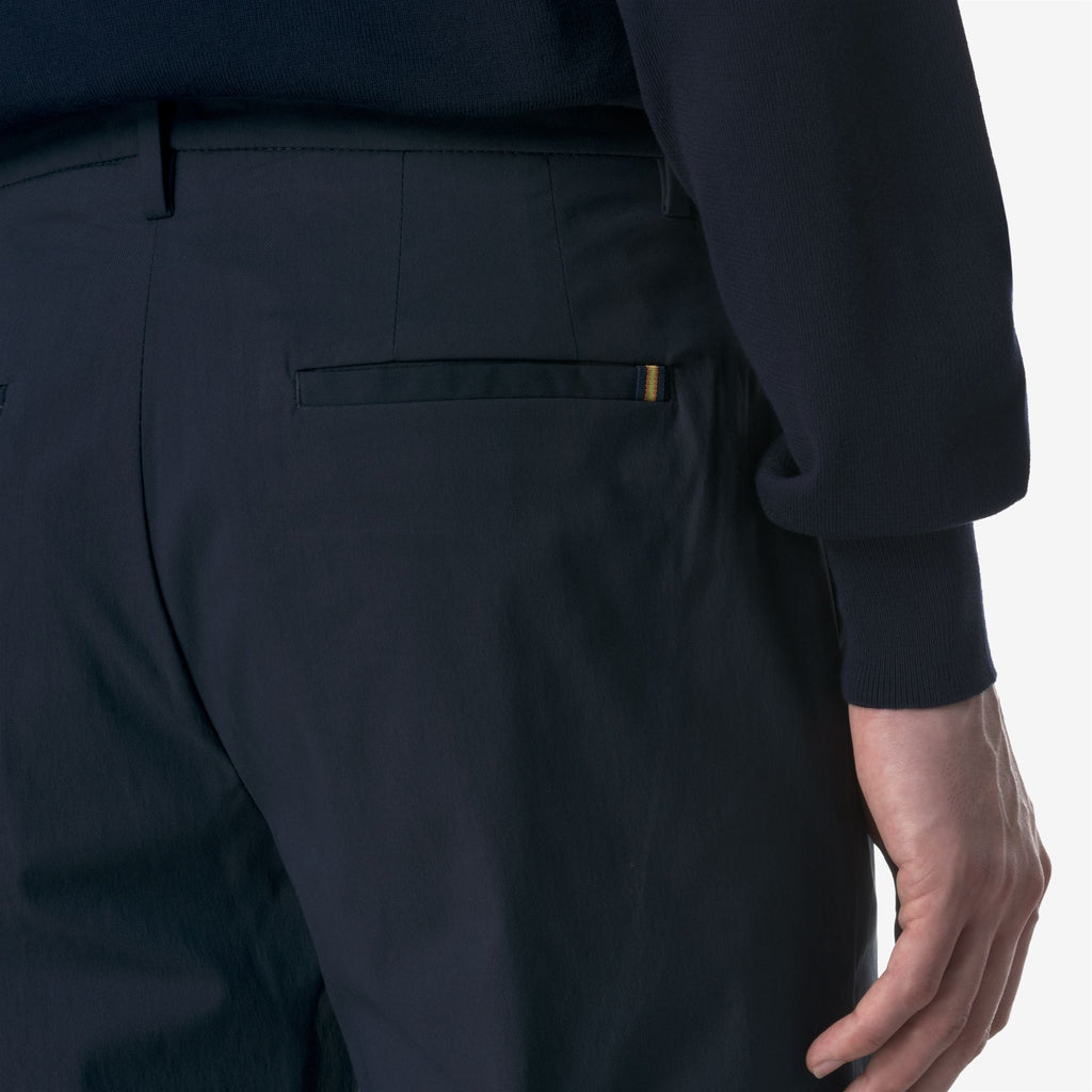 Pants_MAN_AILTON TWILL TECH_Chino_Blue Depth - Commercial 7