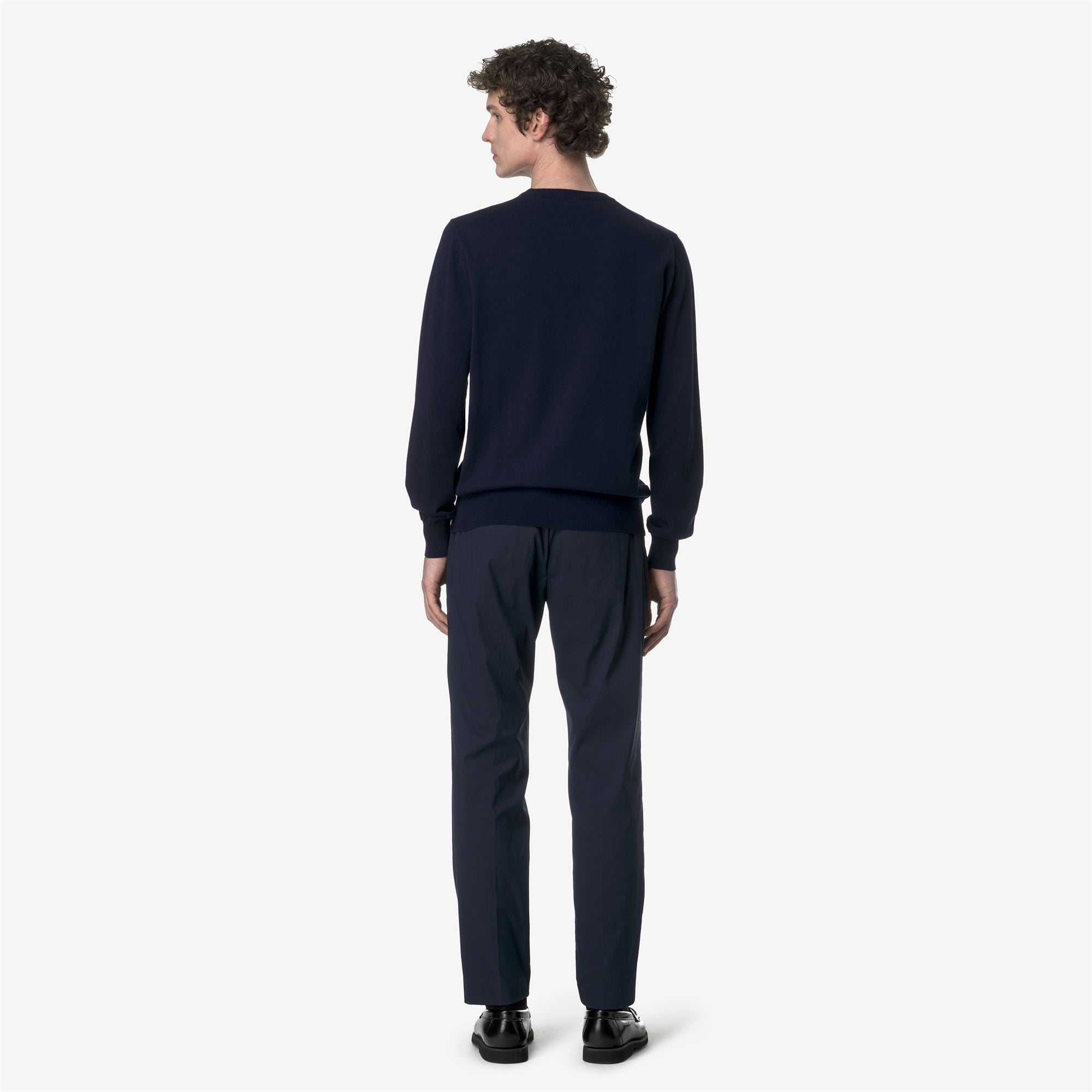 Pants_MAN_AILTON TWILL TECH_Chino_Blue Depth - Commercial 6