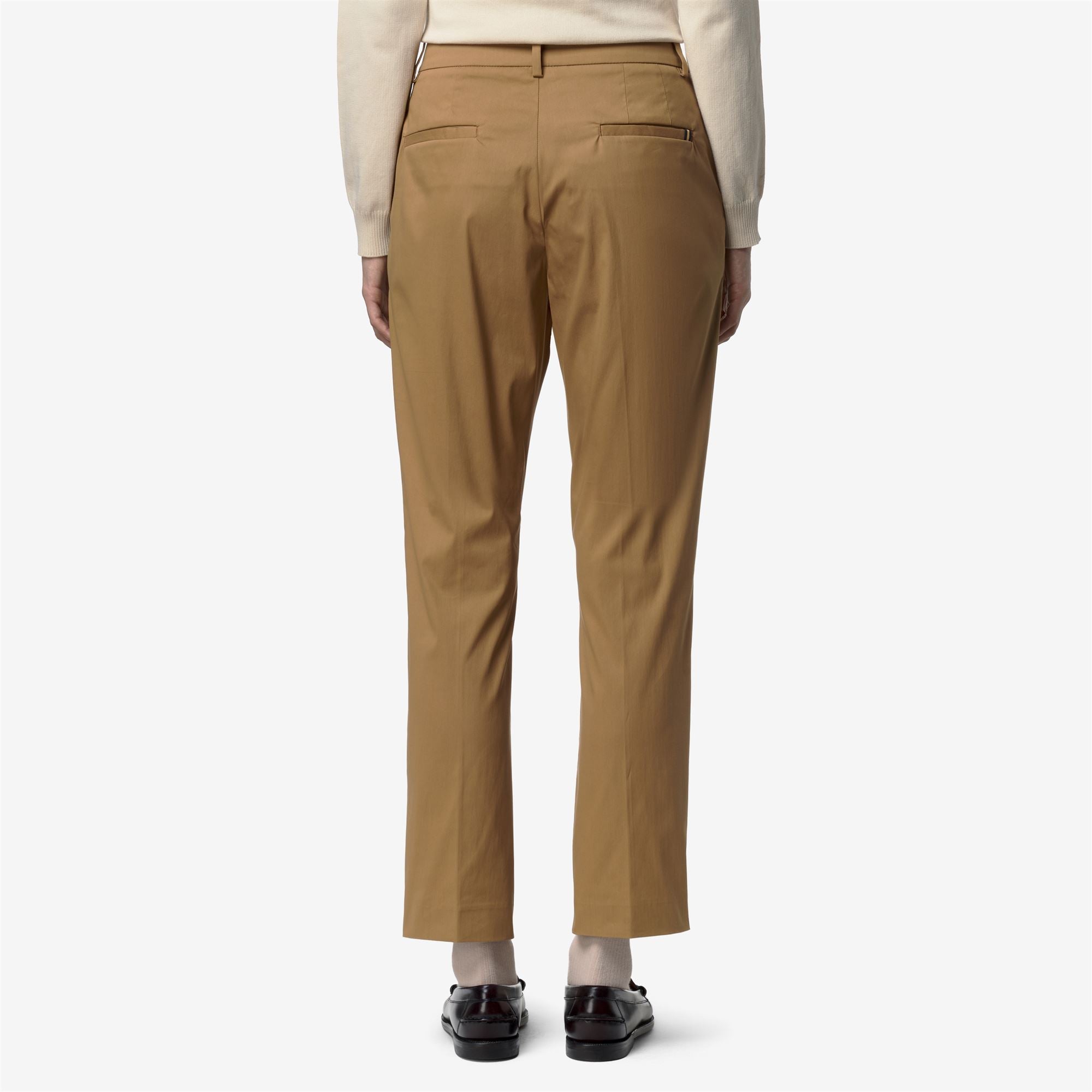 Pants_Woman_BELLE TWILL TECH_Chino_Brown Bistre - Commercial 6