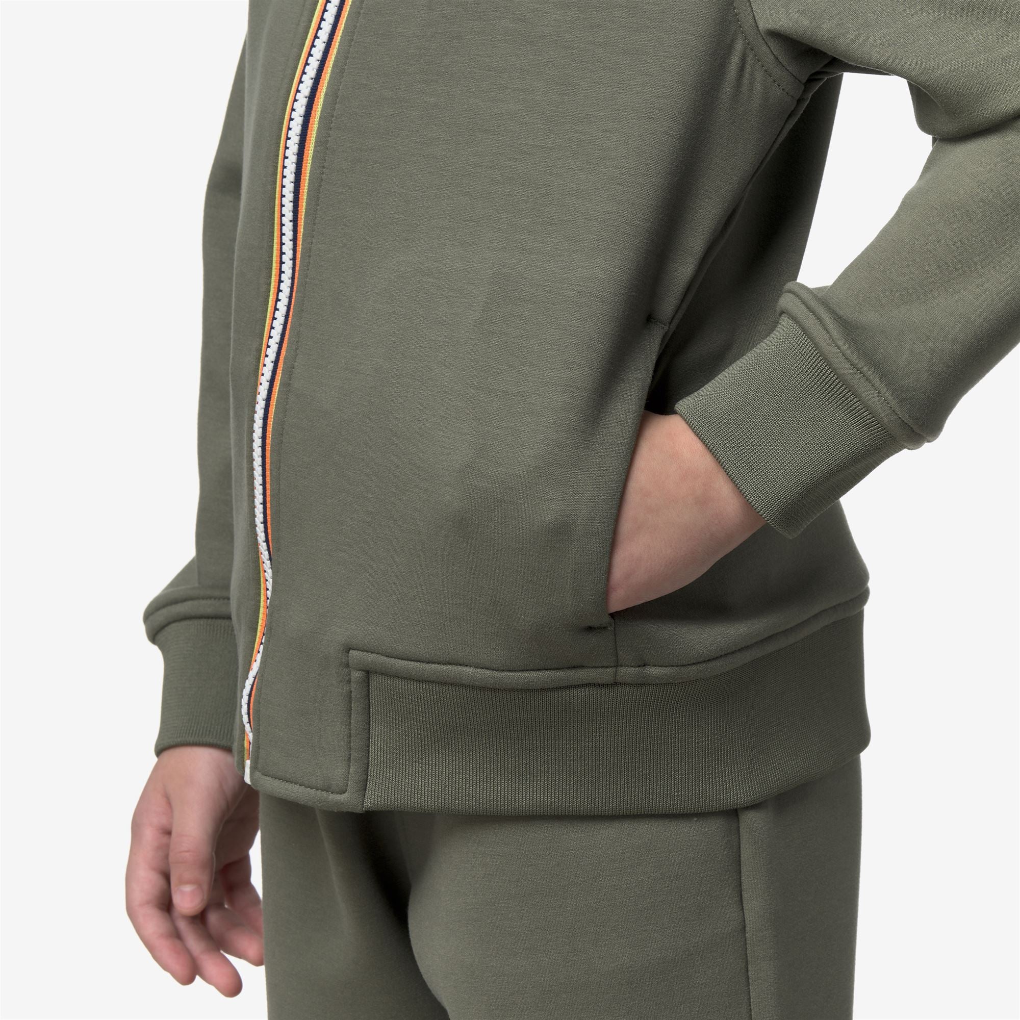 Fleece_Boy_P. RAINER LIGHT SPACER_Jacket_Green Lichen - Commercial 7