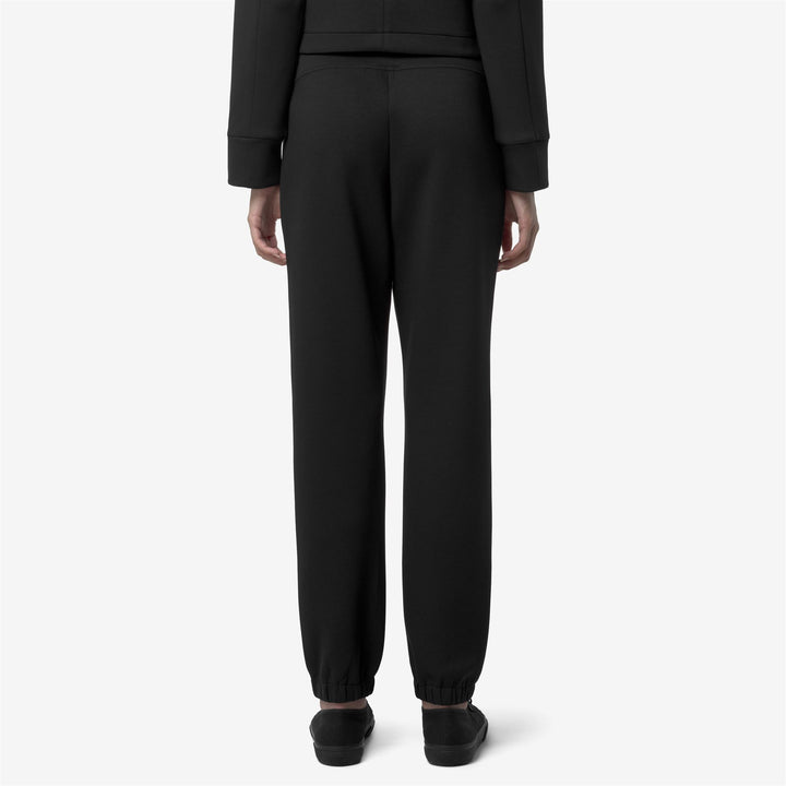 Pantalones deportivos negros de mujer para todas las estaciones 5