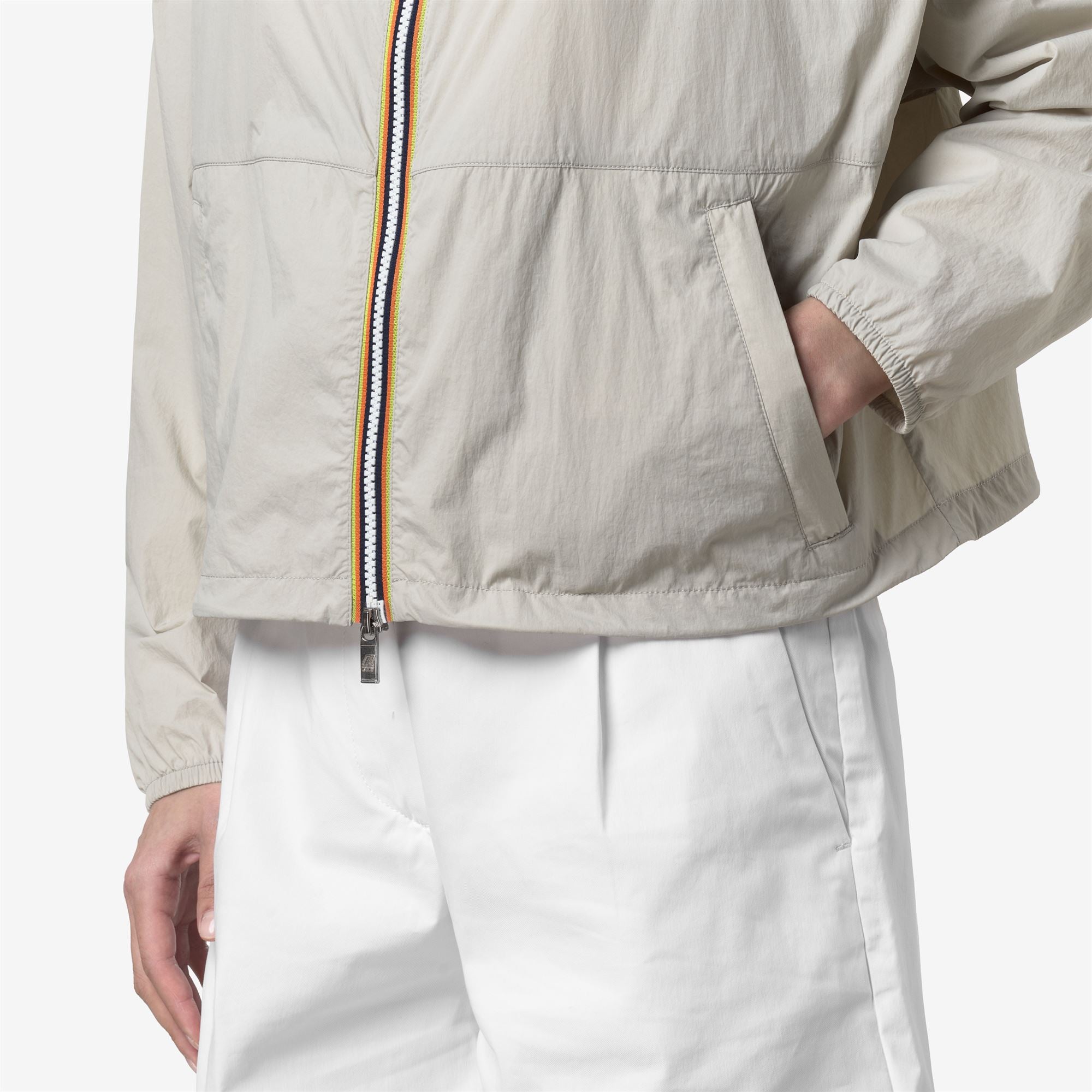Jackets_Woman_GASTONIN ULTRALIGHT AF_Short_BEIGE LT - Commercial 7