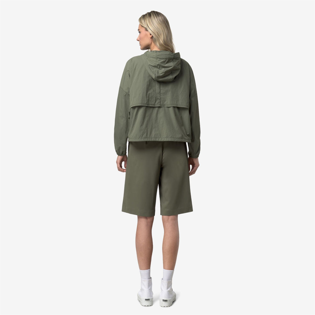 Jackets_Woman_GASTONIN ULTRALIGHT AF_Short_Green Lichen - Commercial 6