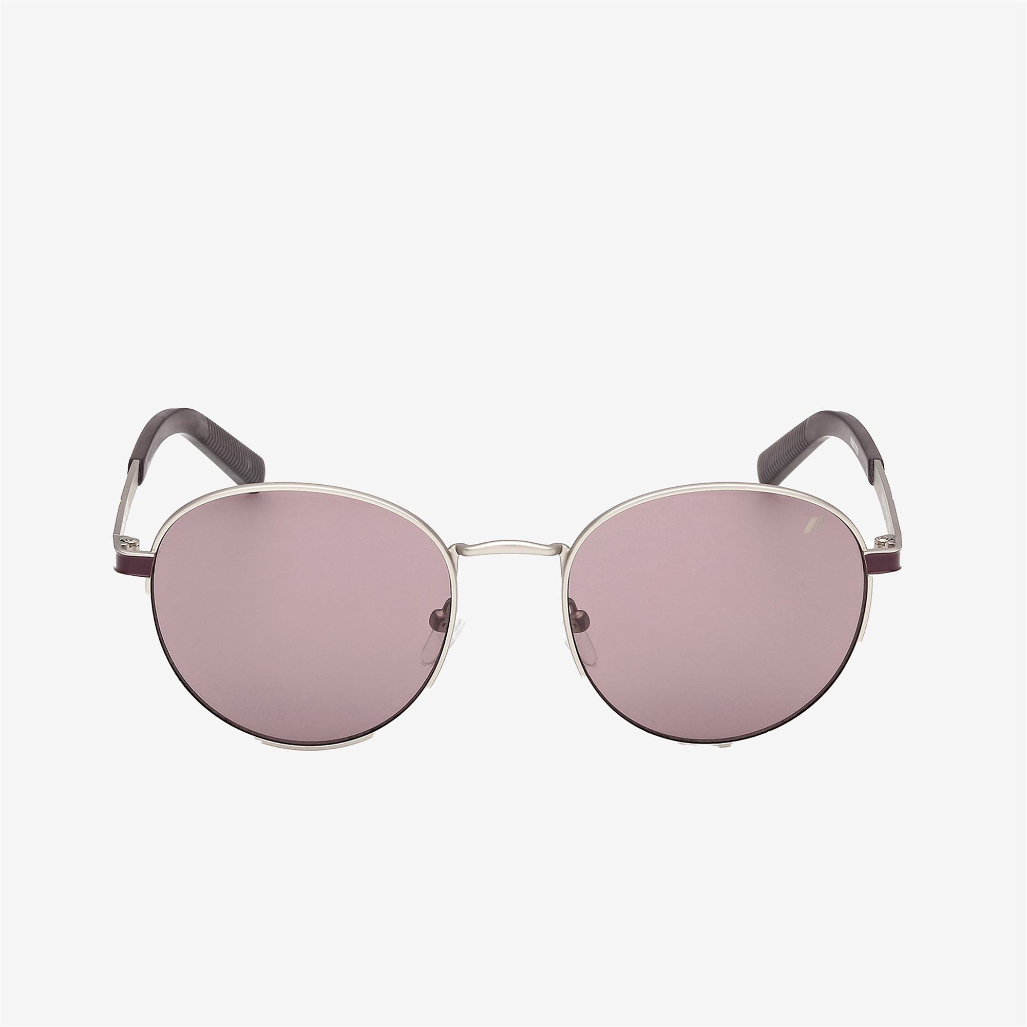 Glasses_Unisex_KW0033_Sunglasses_17Y V2 - Commercial 1