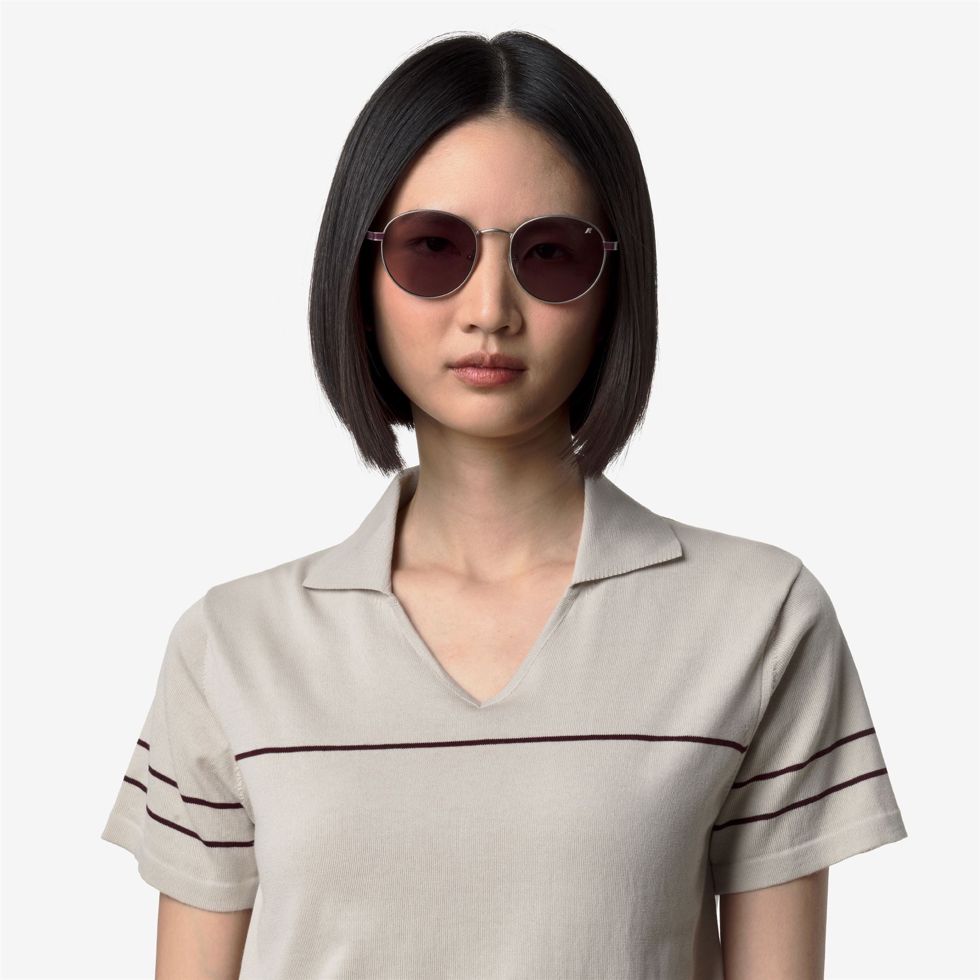 Glasses_Unisex_KW0033_Sunglasses_17Y V2 - Commercial 4