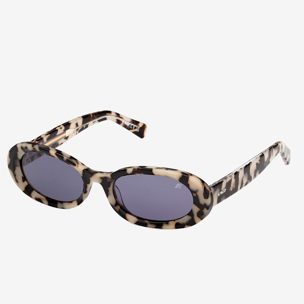 Glasses_Woman_KW0032_Sunglasses_55V B3 - Commercial 2