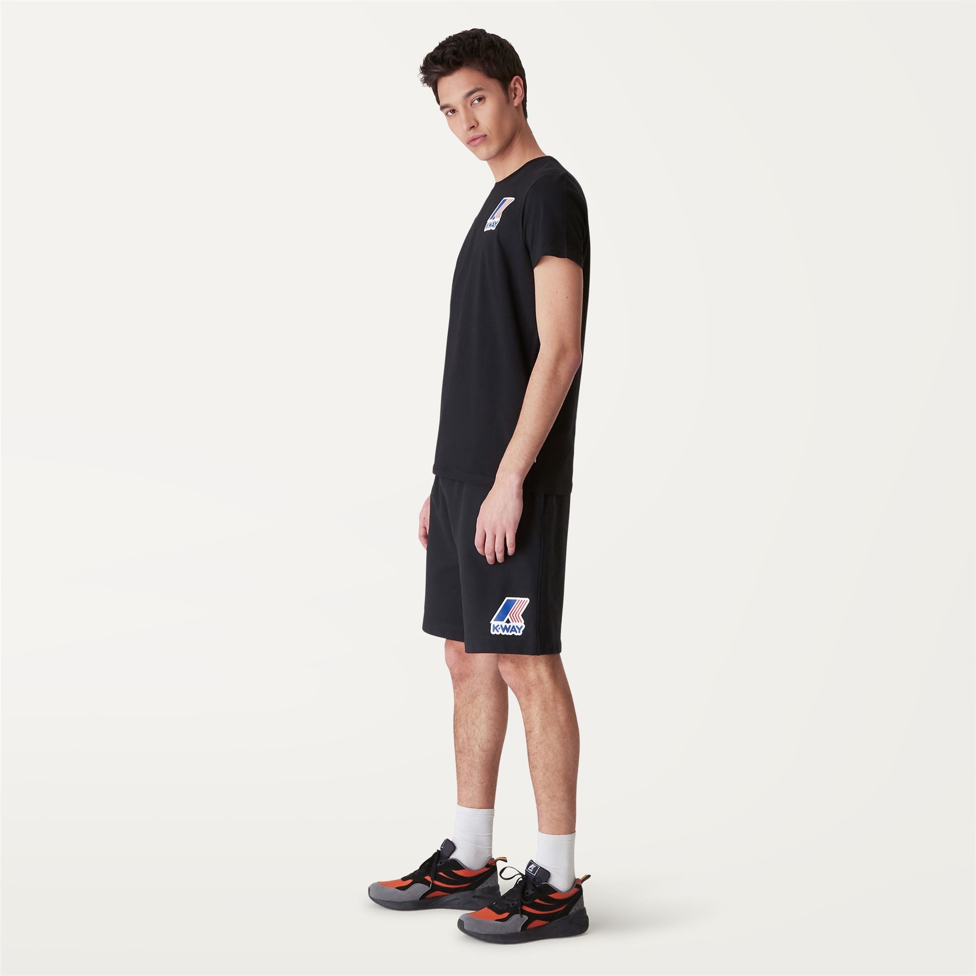 T-Shirts & Top_Man_PETE LOGO_T-Shirt_Black Pure - Commercial 5