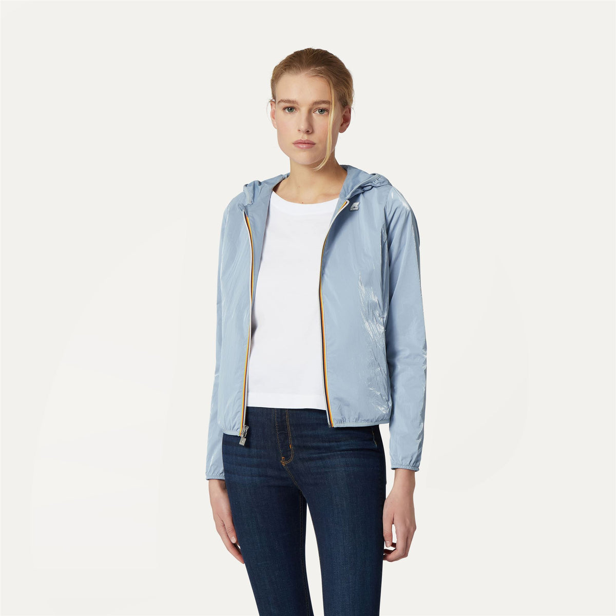 Jackets_WOMAN_LILY DOUBLE PETAL_Short_AZURE BLIZZARD - Commercial 7