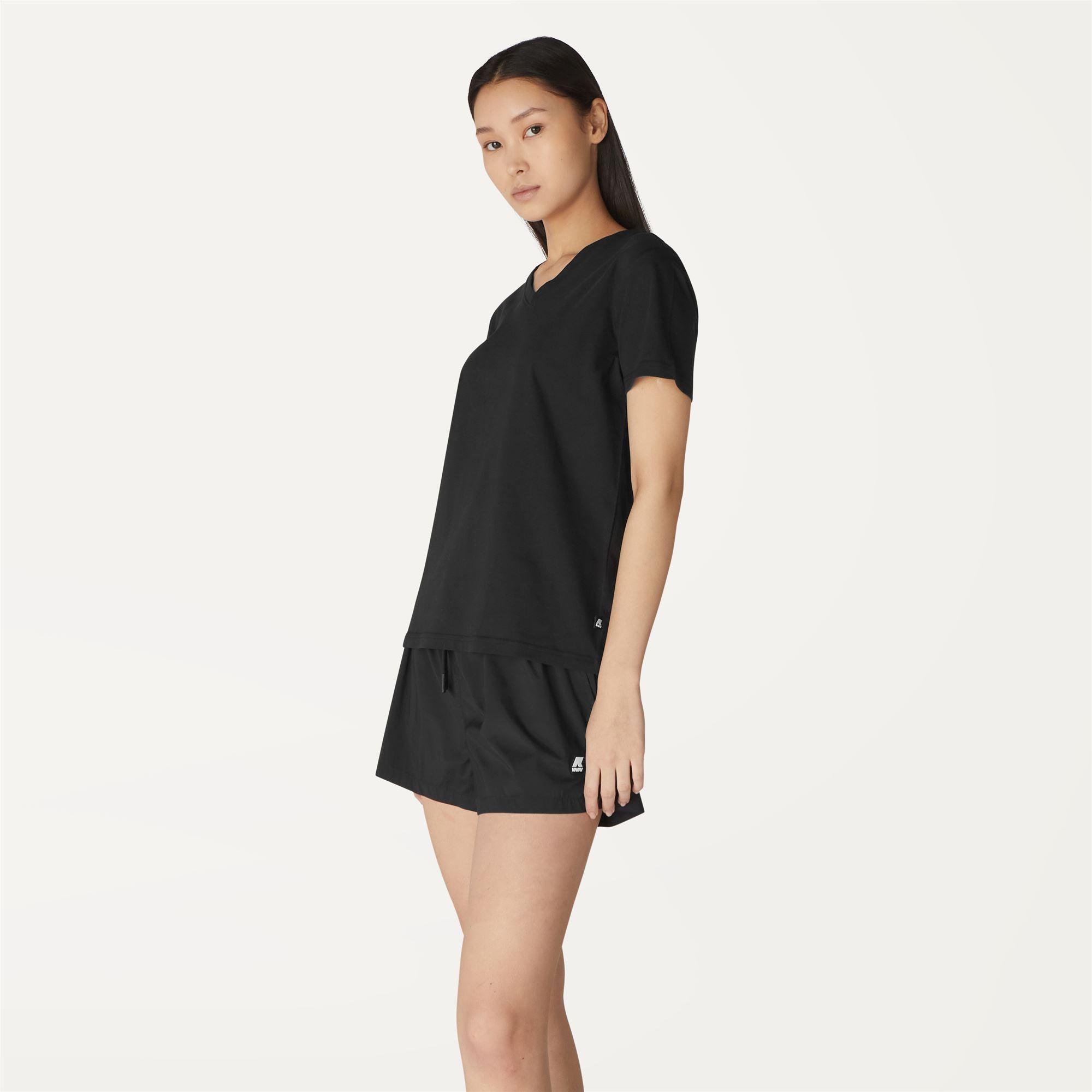 T-Shirts & Top_WOMAN_AMAL_T-Shirt_Black Pure - Commercial 5