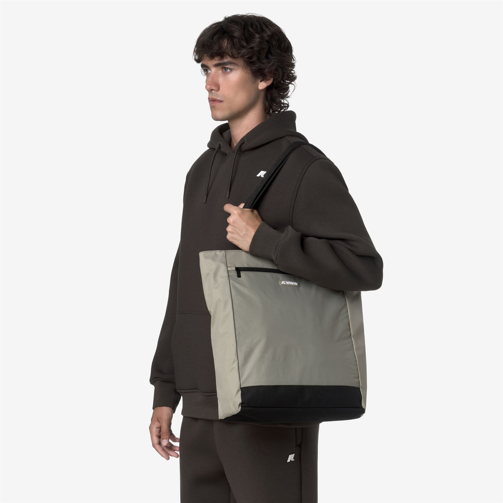 Bags_UNISEX_ELLIANT_Shopping Bag_Green Oak - Commercial 5