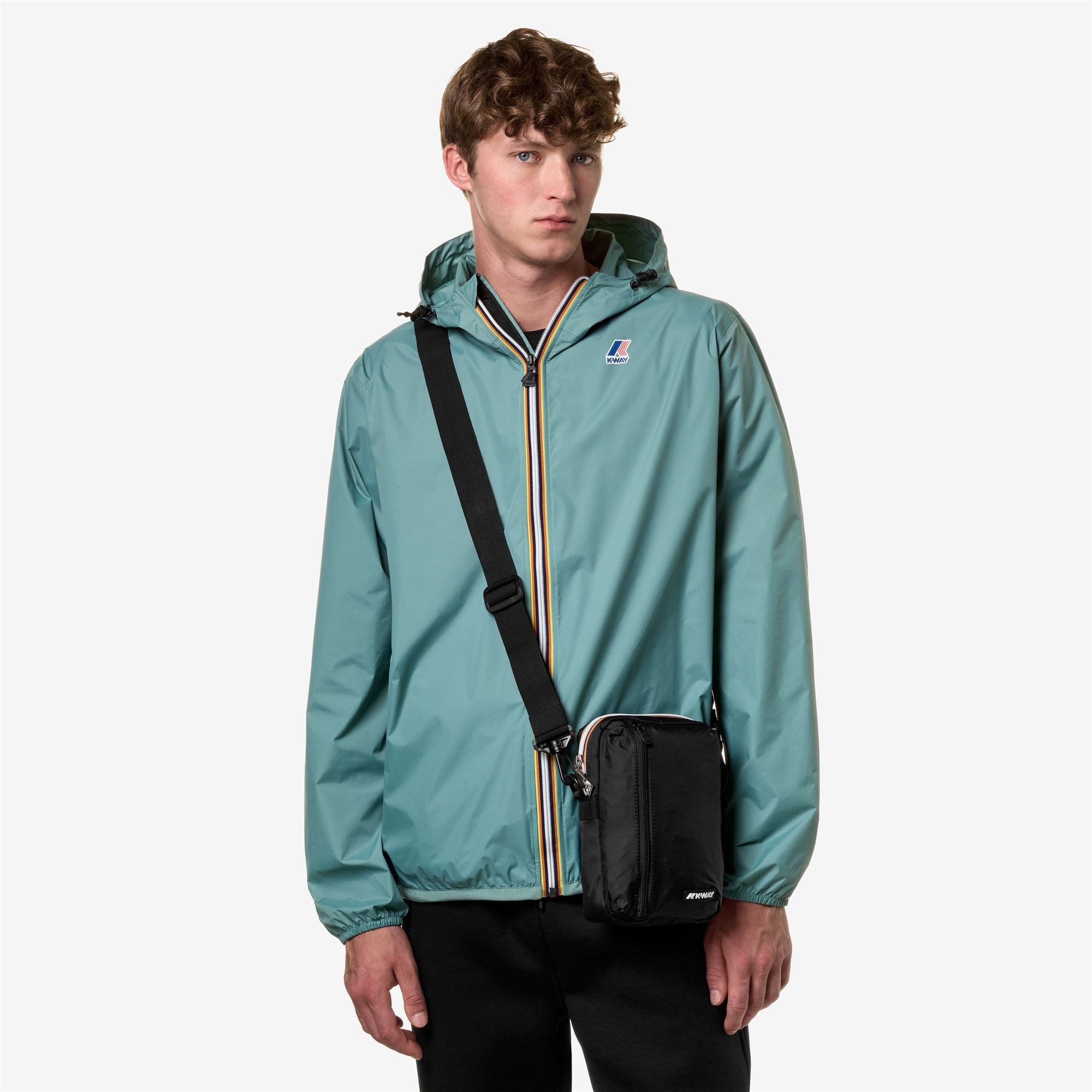 Bags_UNISEX_BARBITON_Shoulder Bag_Black Pure - Commercial 5