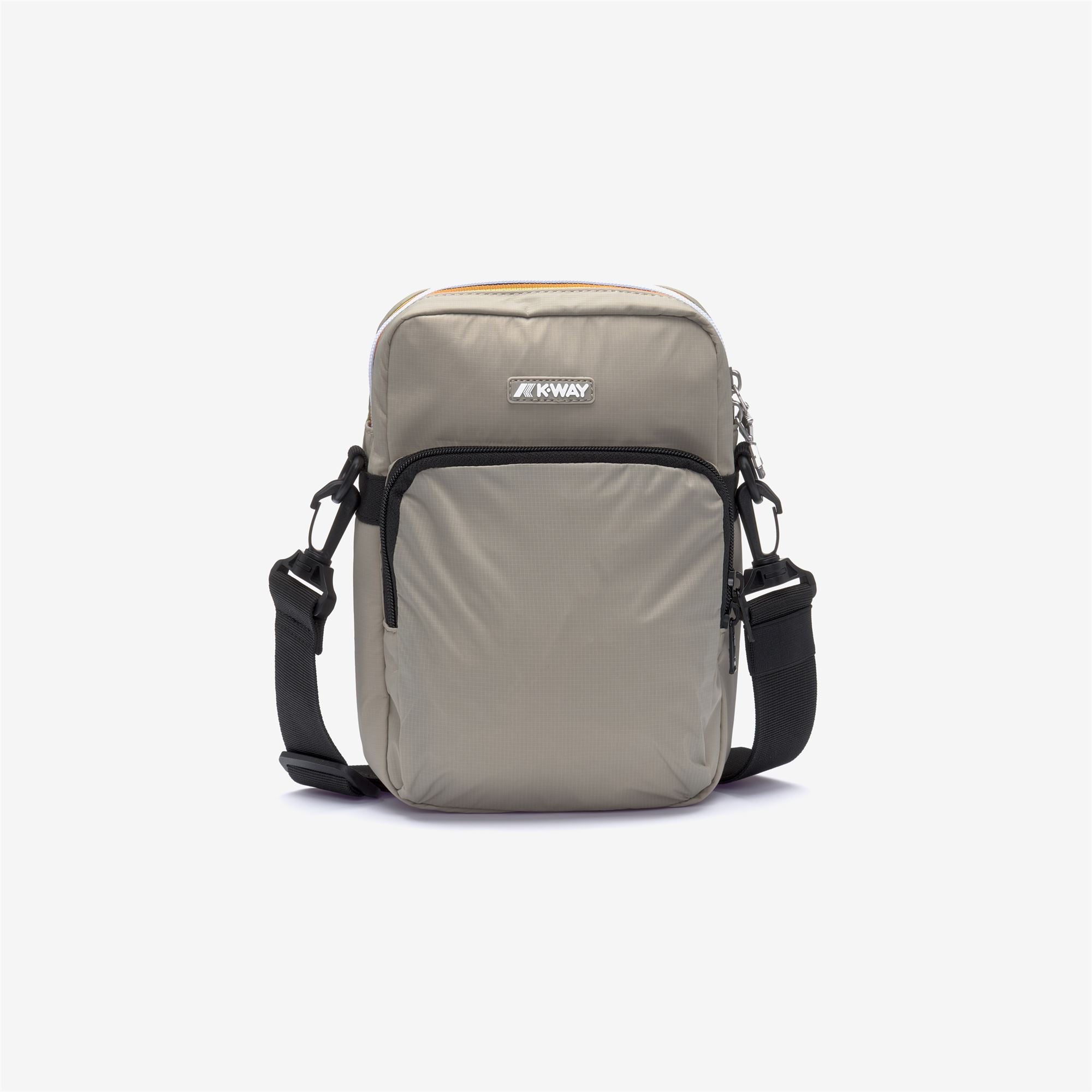 Bags_UNISEX_ERLOY_Shoulder Bag_Green Oak - Commercial 1
