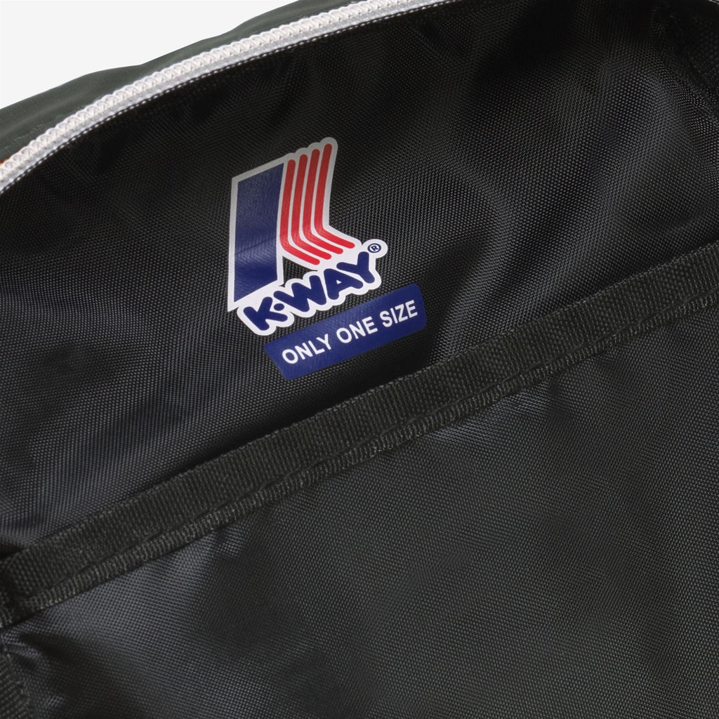 Bags_UNISEX_ERLOY_Shoulder Bag_GREEN BLACKISH - Commercial 3