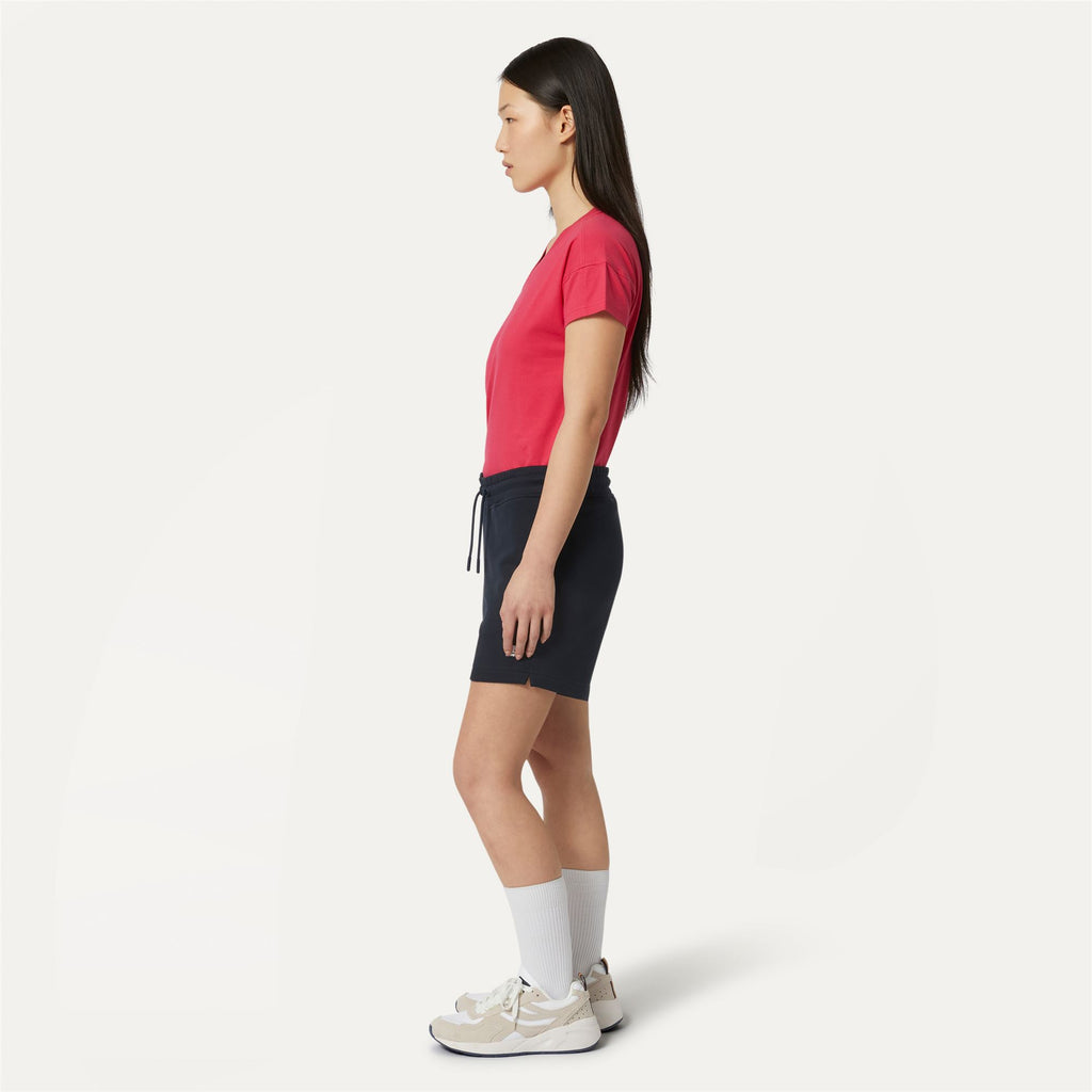 Shorts_WOMAN_RIKA_Sport Shorts_Blue Depth - Commercial 5