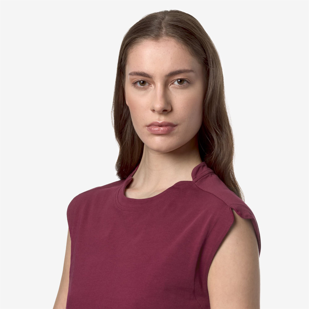 T-Shirts & Top_Woman_LIMMY_Top_Red Dk - Commercial 7