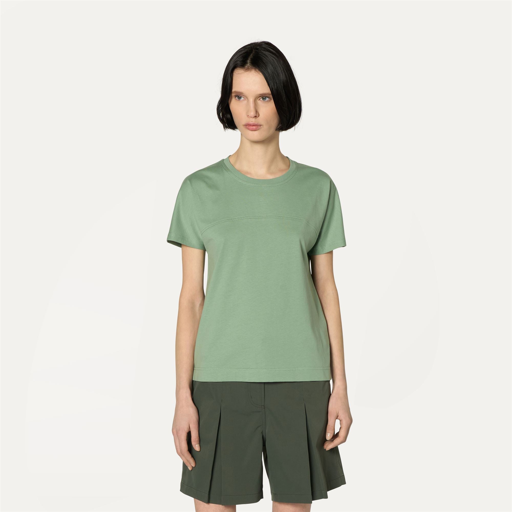 T-Shirts & Top_WOMAN_GIZELLE_T-Shirt_Green Fjord - Commercial 4