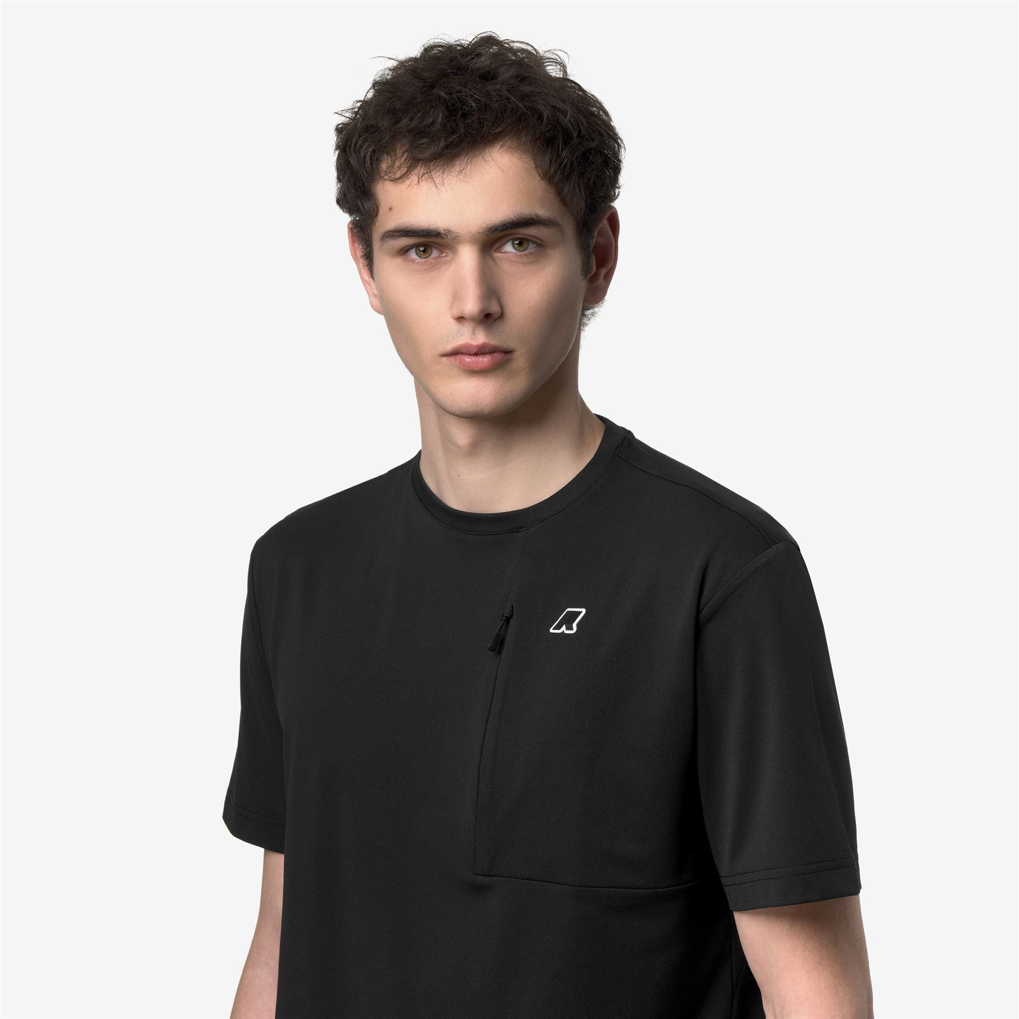 T-Shirts & Top_Man_AUTHION_T-Shirt_Black Pure - Commercial 7