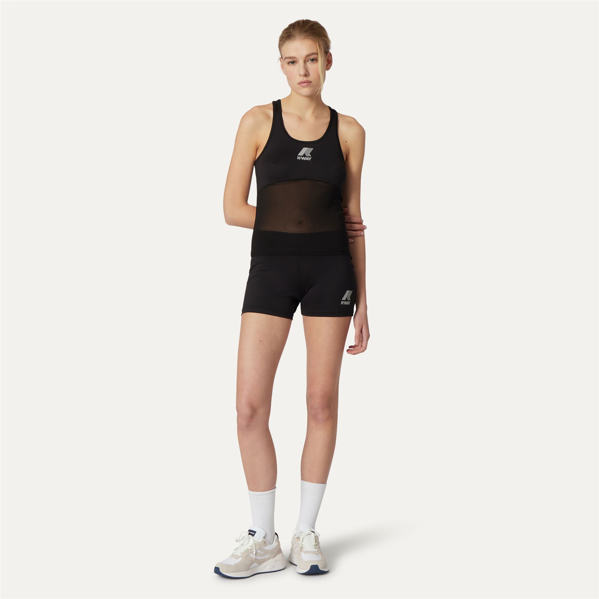 Shorts_Woman_LIV SHORT_Sport Shorts_Black Pure - Commercial 4