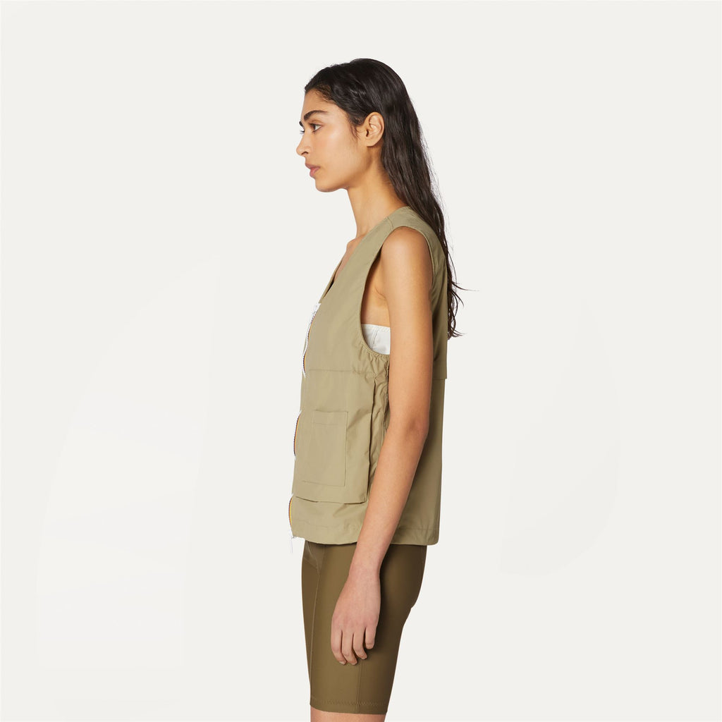 Jackets_UNISEX_BARNEL 2.1 AMIABLE SILVER_Vest_Beige - Green Olive - Commercial 5