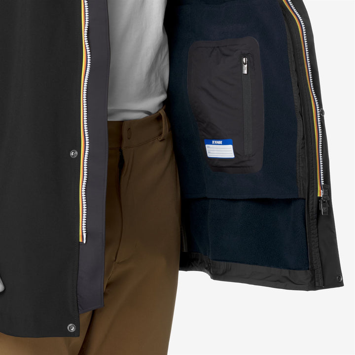 Chaqueta impermeable negra y gris para hombre con calidez y versatilidad 2