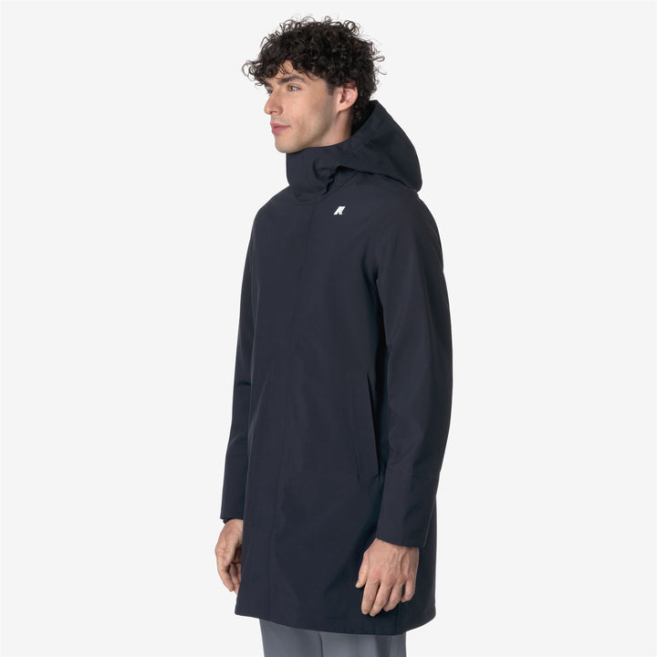 Chaqueta impermeable larga para hombre en azul profundo con capa aislante 4