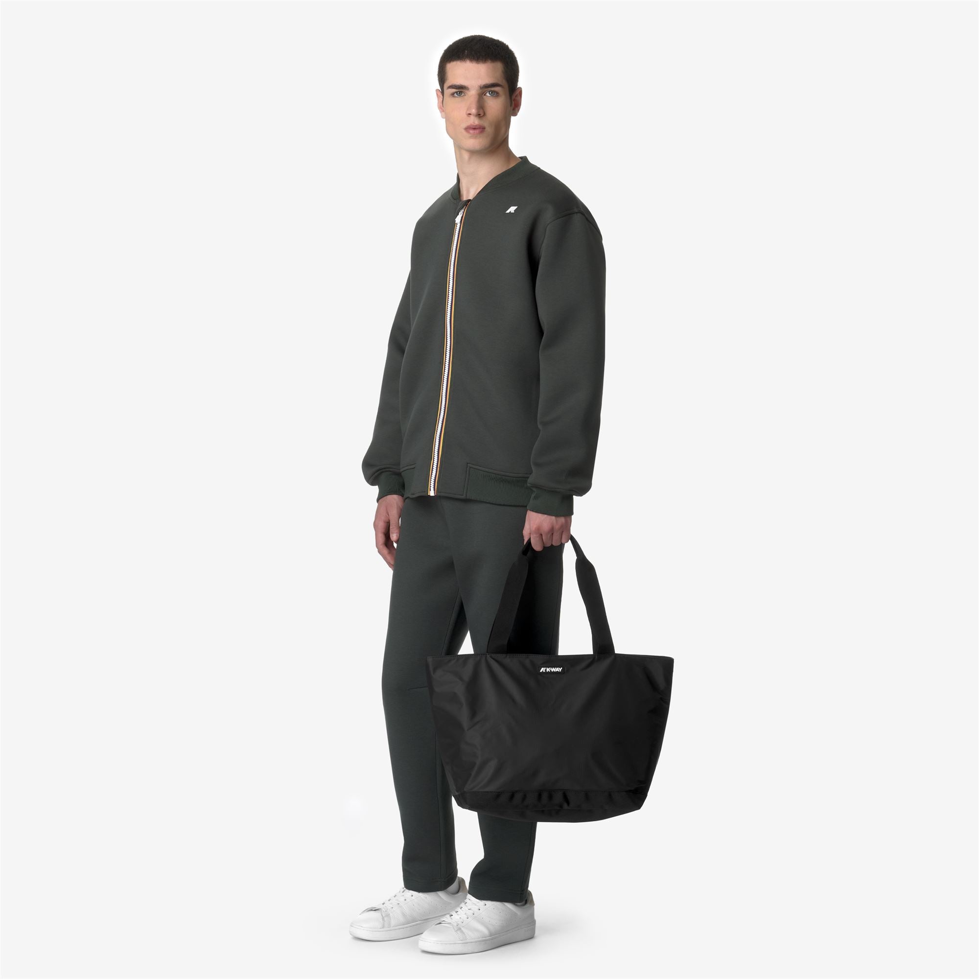Bags_UNISEX_CLERE_Tote Bag_Black Pure - Commercial 6