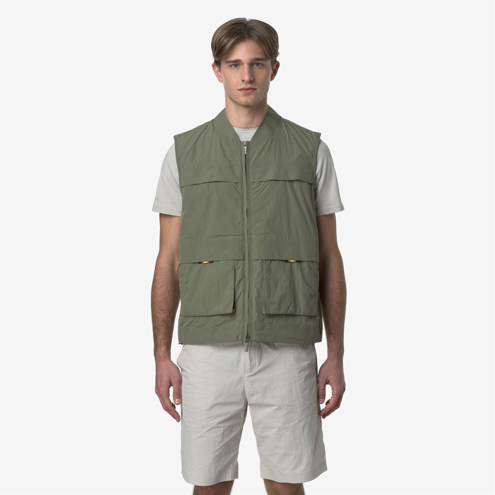 Lichen Green Men's Sporty Waistcoat for Spring Weather 02