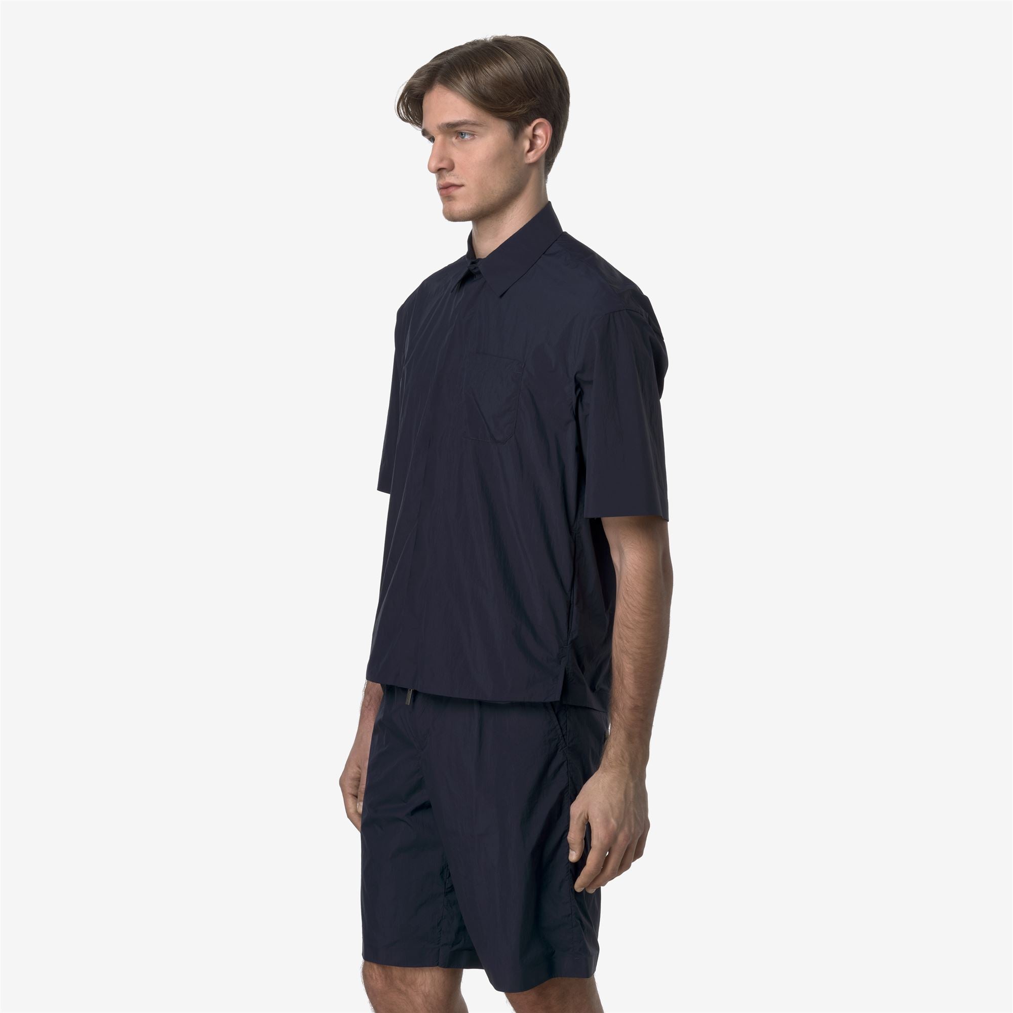 Jackets_MAN_LICON_Short_Blue Depth - Commercial 5