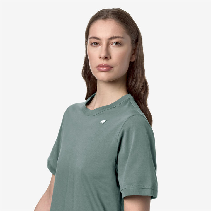 Camiseta de algodón casual verde para mujer 2
