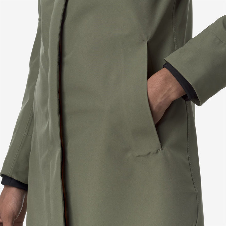 Chaqueta resistente al agua de 3/4 para mujer en verde líquen 4