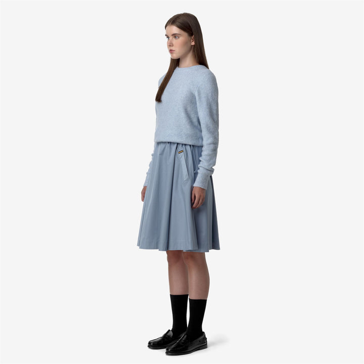 Falda larga de satén azul para mujer ideal para la ciudad 4