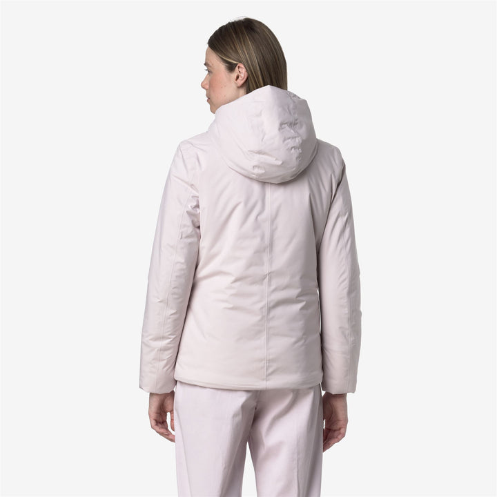 Chaqueta corta aislante gris para mujer con capucha ajustable 5