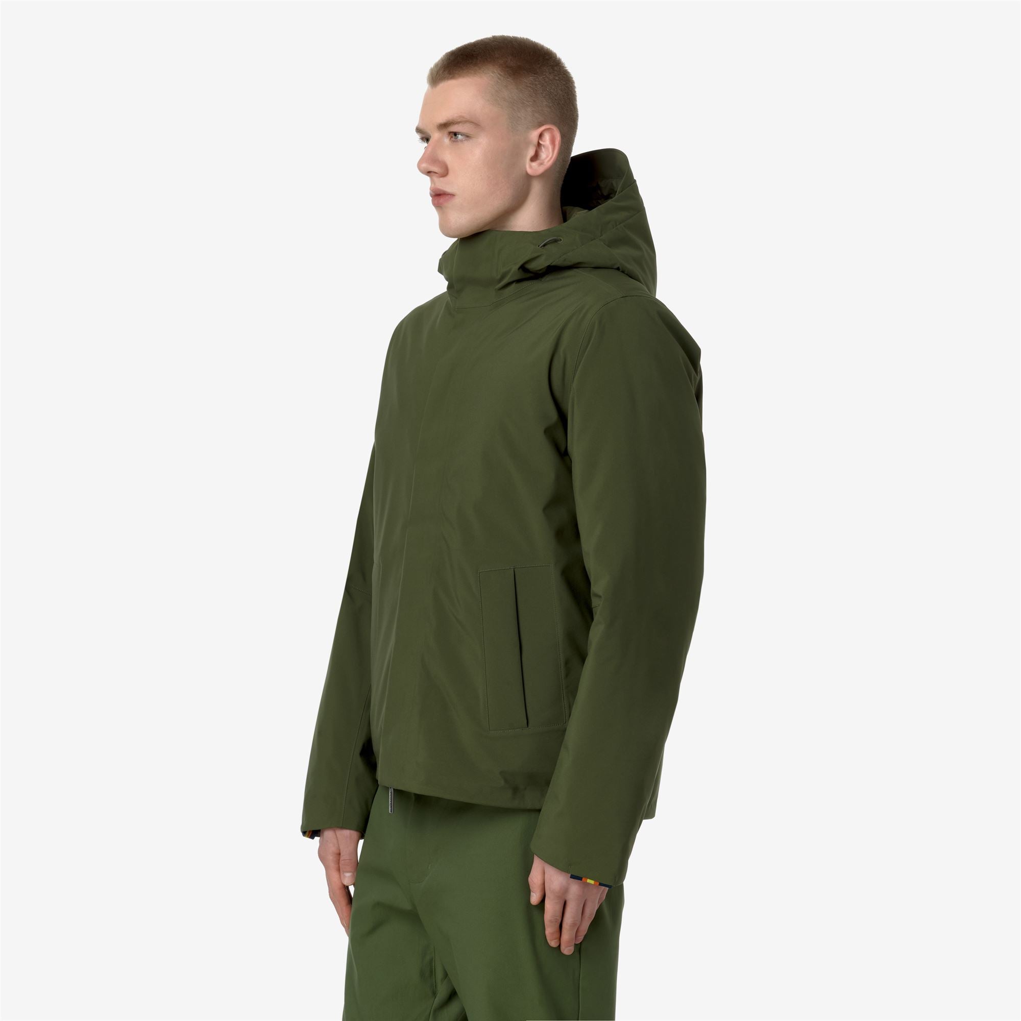 Jackets_MAN_JACKEN BONDED PADDED_Short_Green Cypress - Commercial 5