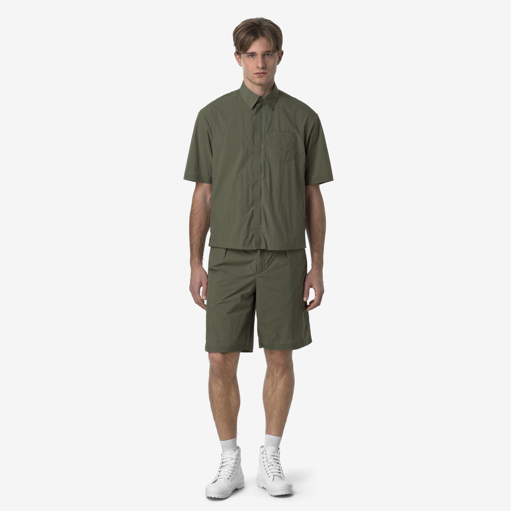 Shorts_MAN_BENT_Sport Shorts_Green Lichen - Commercial 4