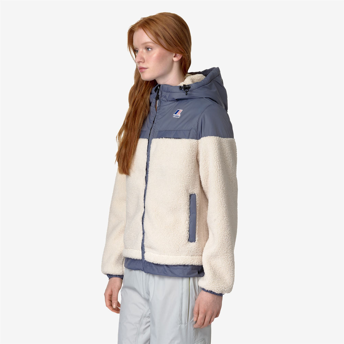 Fleece_UNISEX_LE VRAI 3.0 JILDAZ ORSETTO_Jacket_Ecru - Grey Blue Avio - Commercial 5