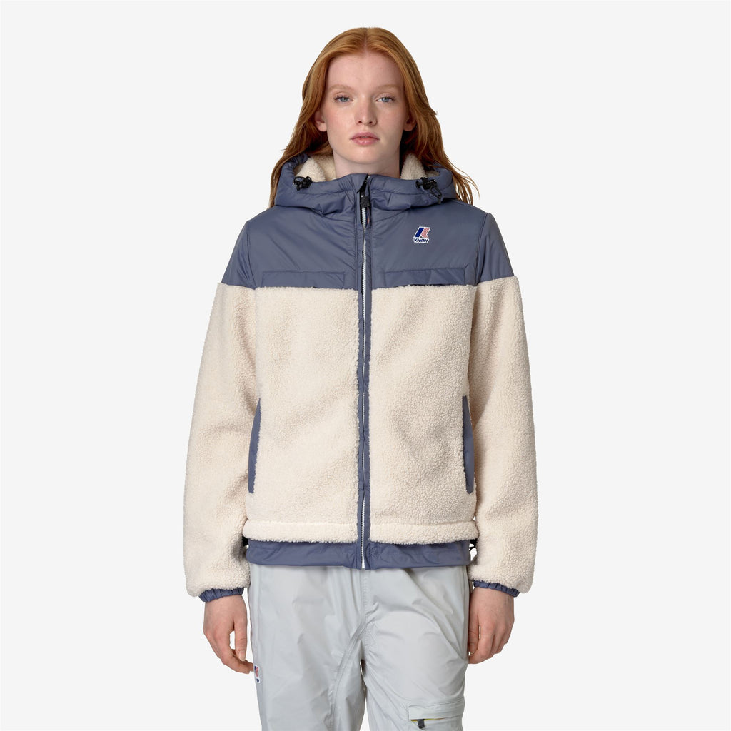 Fleece_UNISEX_LE VRAI 3.0 JILDAZ ORSETTO_Jacket_Ecru - Grey Blue Avio - Commercial 4