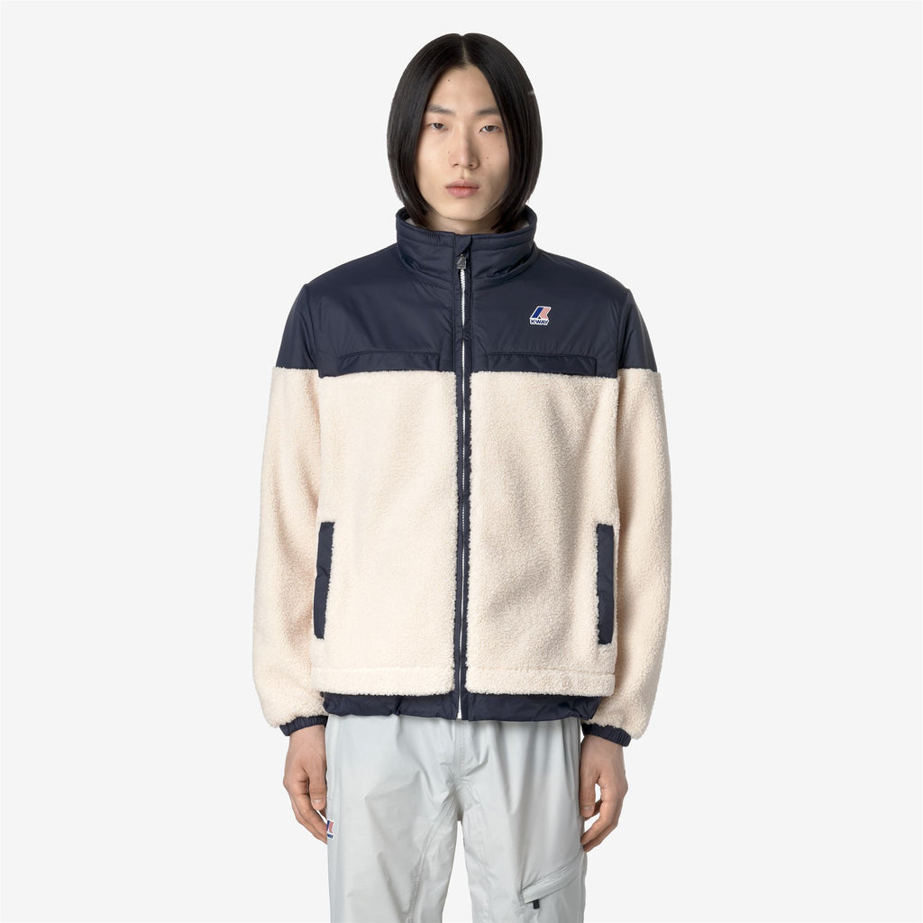 Fleece_UNISEX_LE VRAI 3.0 JILDE ORSETTO_Jacket_Ecru-Blue Depth - Commercial 4