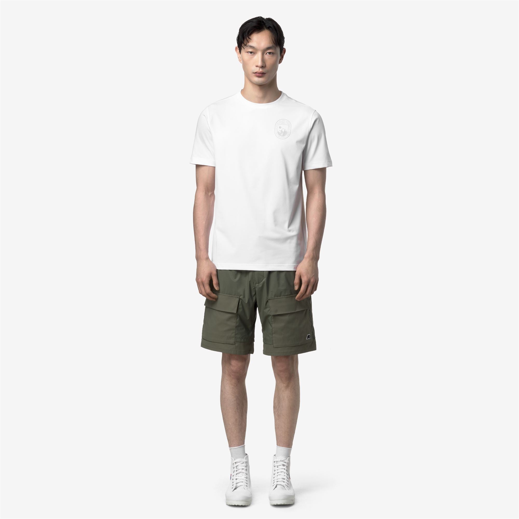 T-Shirts & Top_Man_GRAPHEL_T-Shirt_White - Commercial 4