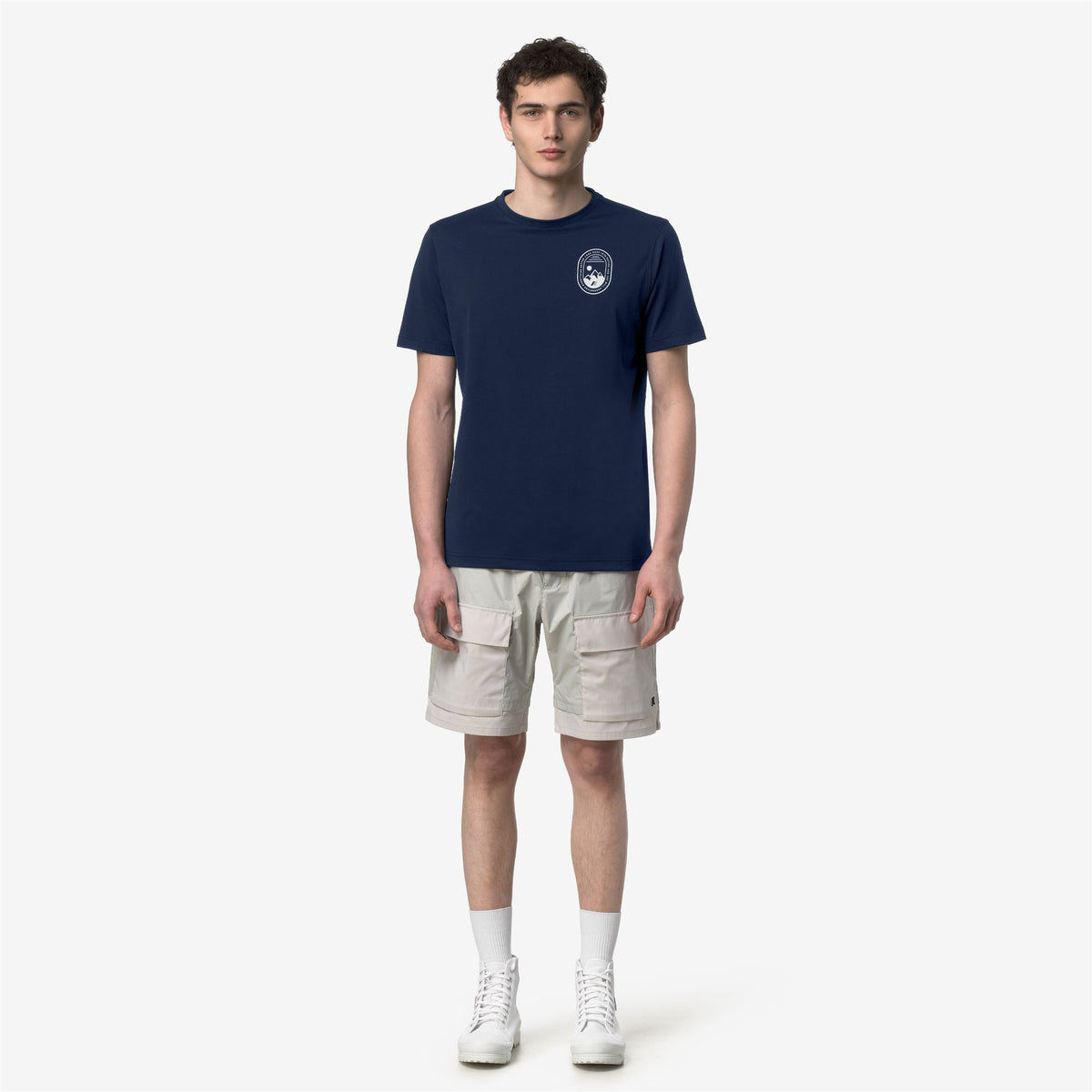 T-Shirts & Top_Man_GRAPHEL_T-Shirt_Blue Insignia - Commercial 4