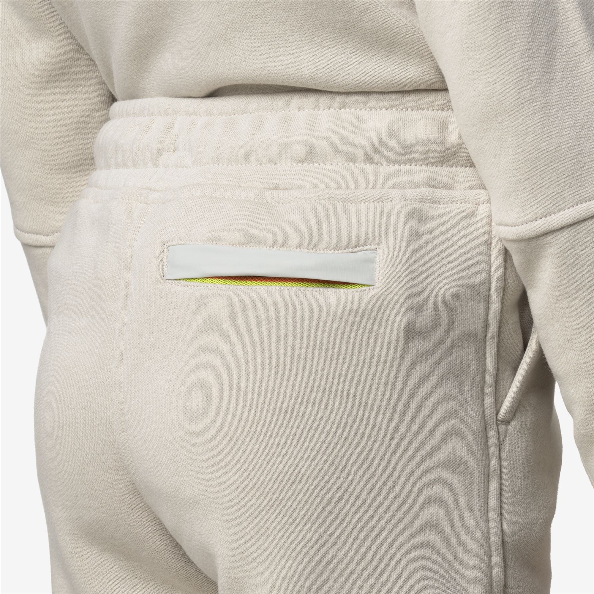 Shorts_GIRL_P. RIKA PC_Sport Shorts_BEIGE LT - Commercial 7