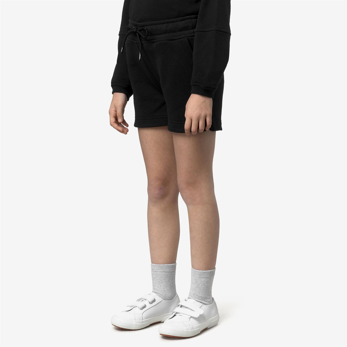 Shorts_GIRL_P. RIKA PC_Sport Shorts_Black Pure - Black Pure - Commercial 5