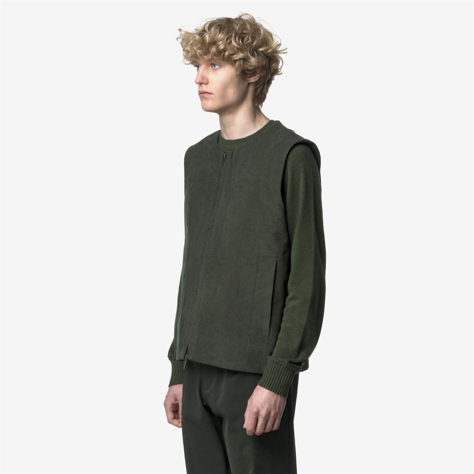 Jackets_MAN_BARRY CORDUROY_Vest_Green Blackish - TARTAN Combo - GREEN BLACKISH - Commercial 5