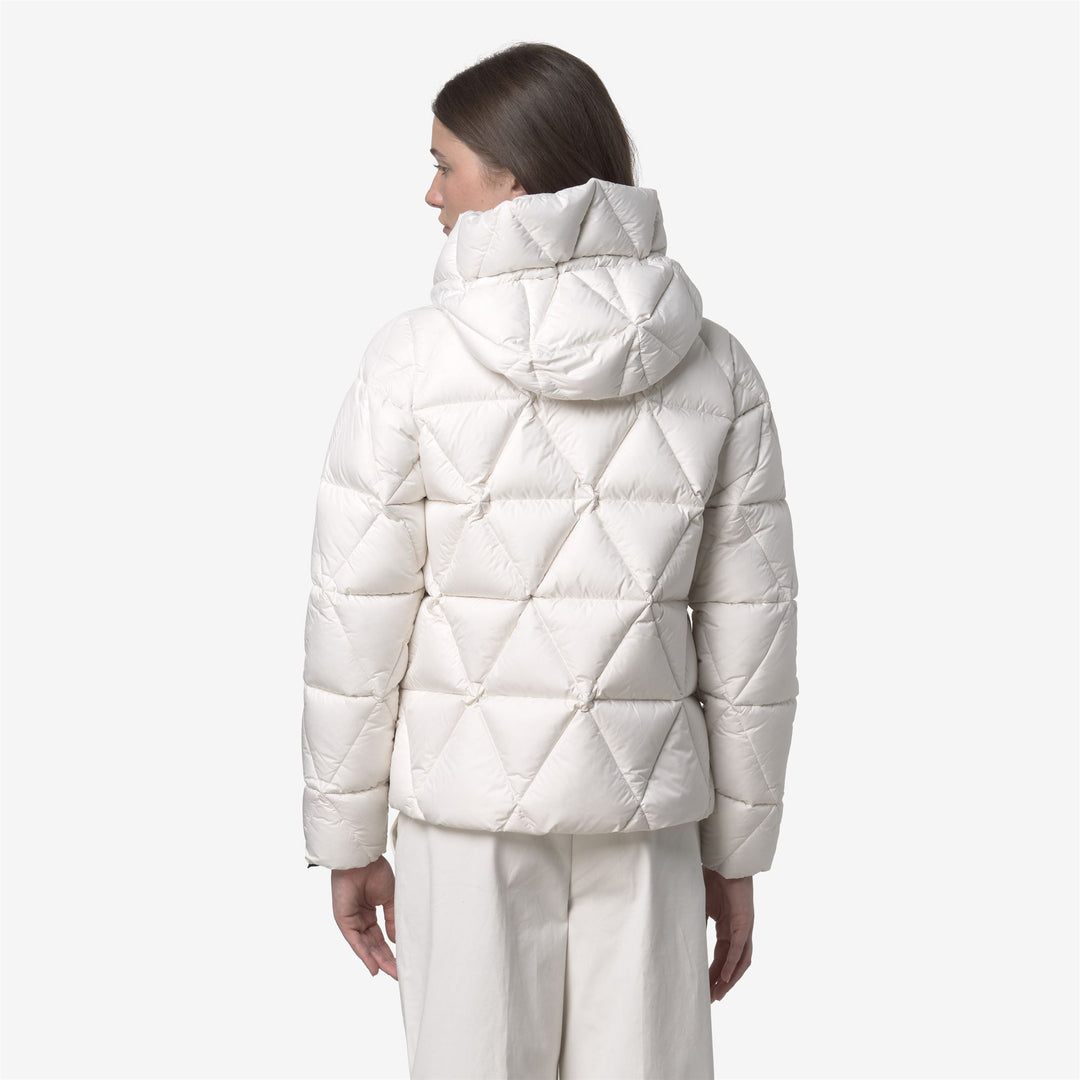 Piumino corto bianco da donna con isolamento in piuma main