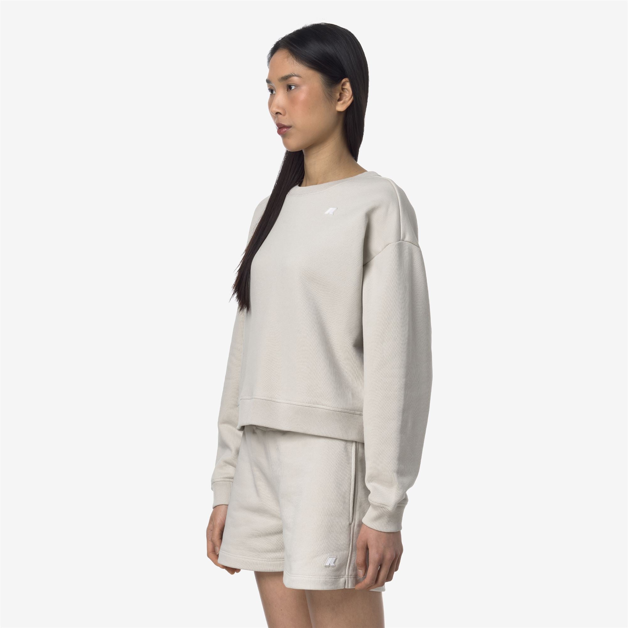 Fleece_WOMAN_LOIZA FRENCH TERRY_Pull Over_BEIGE LT - Commercial 5